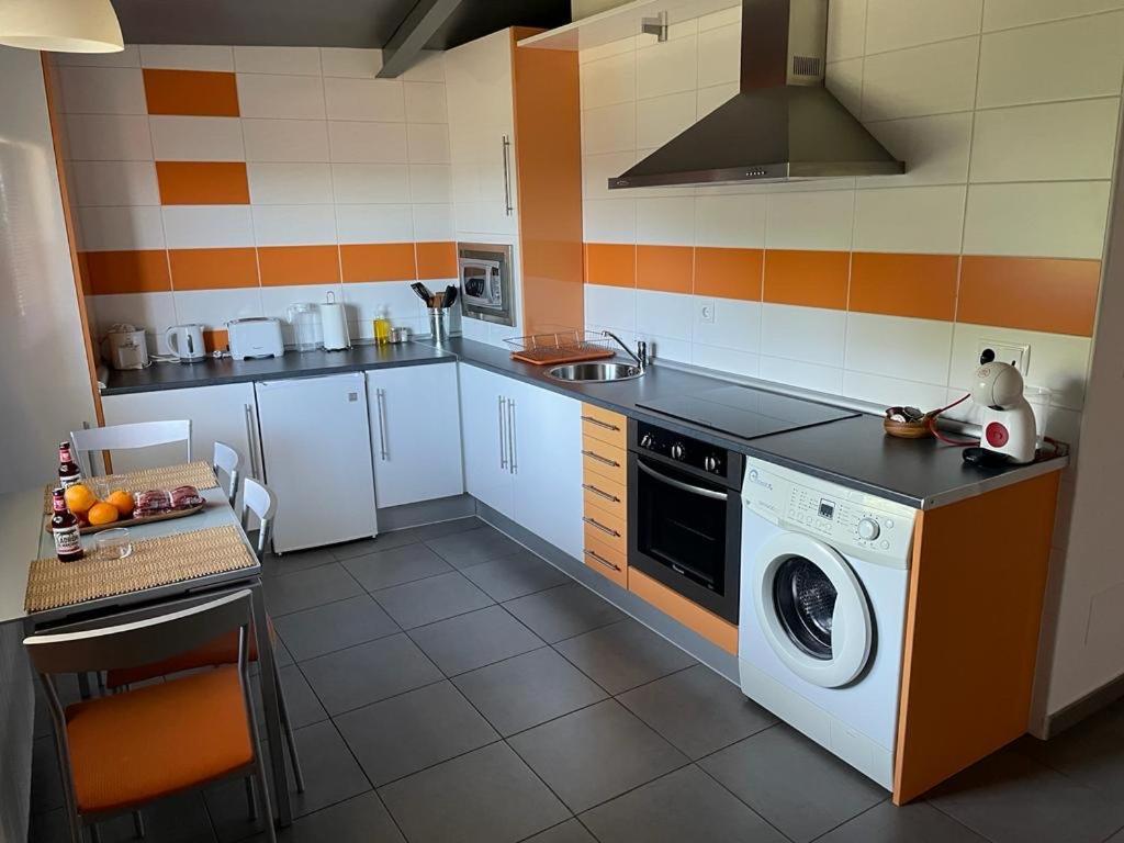 Apartamentos Los Tojos Colsa Buitenkant foto