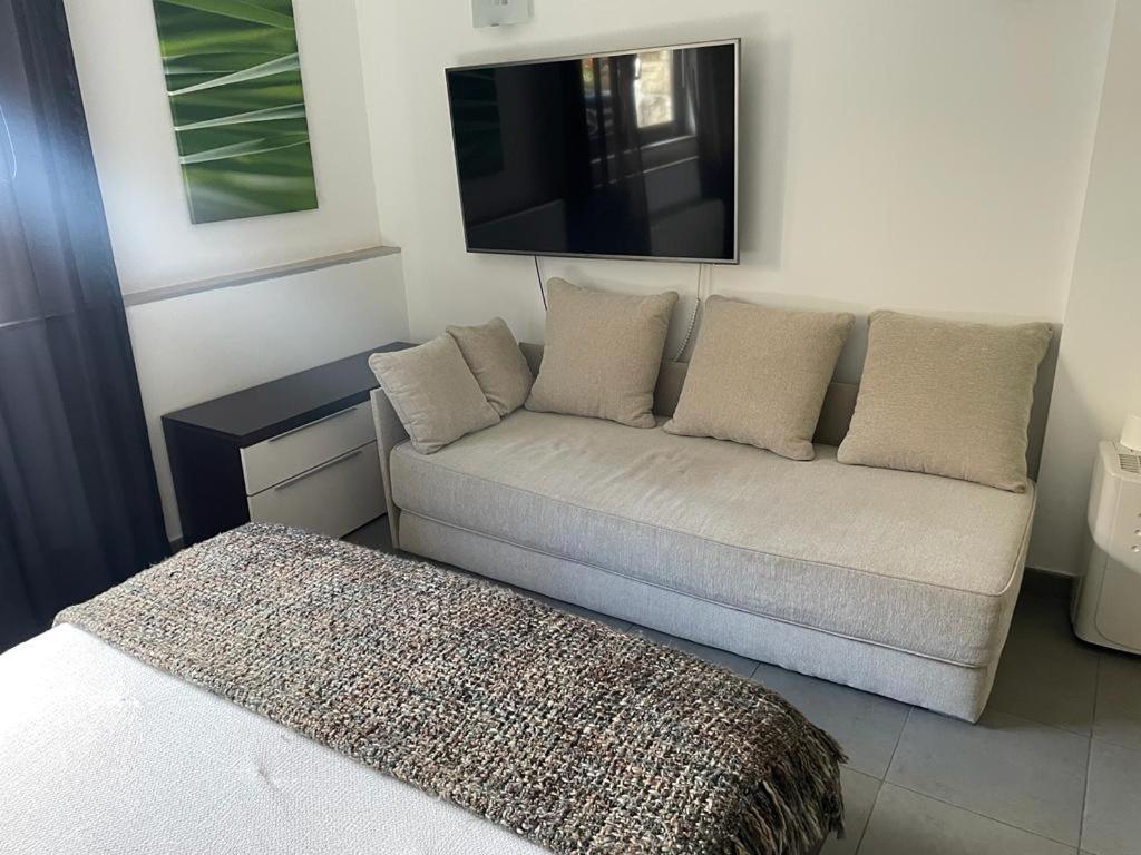 Apartamentos Los Tojos Colsa Buitenkant foto
